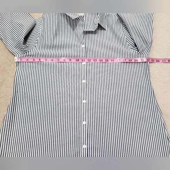 Chico’s No Iron Button Front Shirt Size 12/14 Blue/gray White Stripe 3/4 Sleeve - Picture 6 of 10